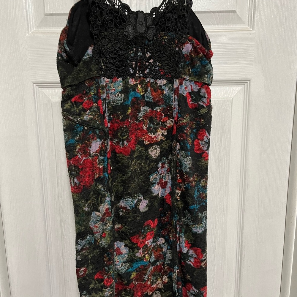 Lucky Brand Black/ Paisley Slip Dress. -Small - Picture 3 of 9